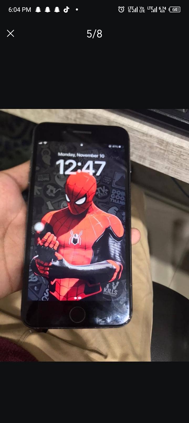 Apple iPhone 8 Plus 4