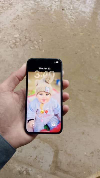 Apple iPhone 13
