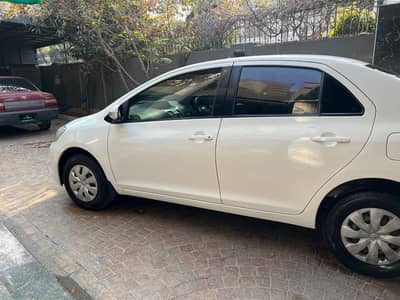 Toyota Belta 2005