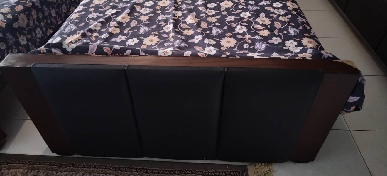 single bed 5