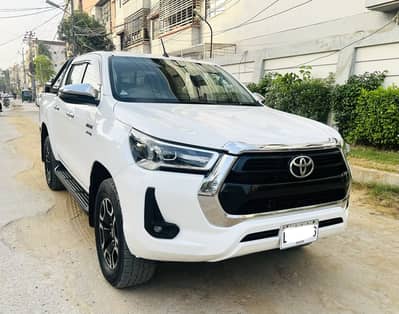Toyota Hilux Revo V 2021