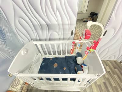 Baby Crib & Cot Mobile With Mattress