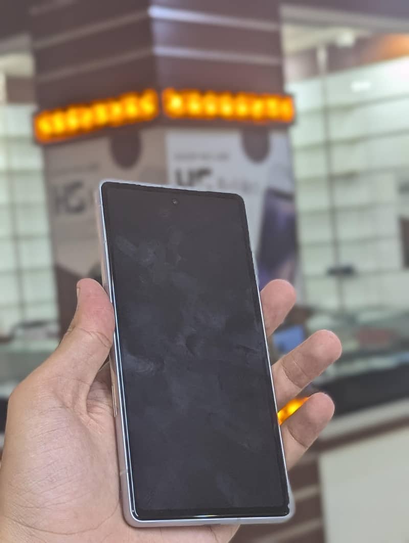 Google Pixel 7a 1