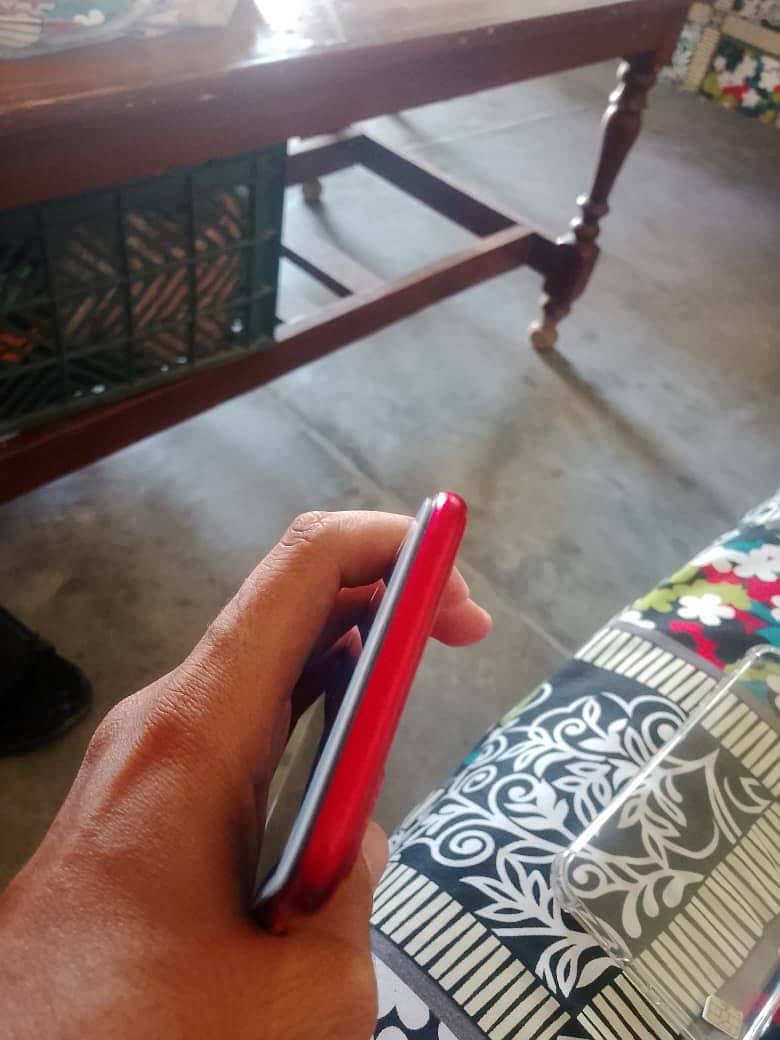 Apple iPhone 8 Plus 1