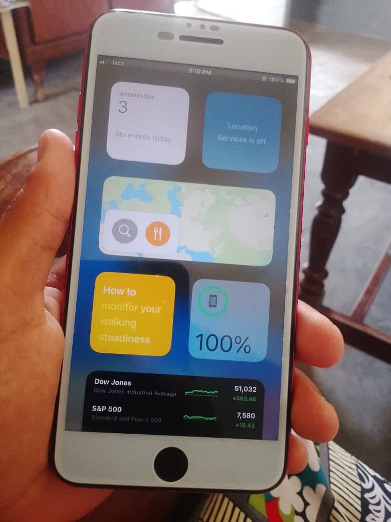 Apple iPhone 8 Plus 3
