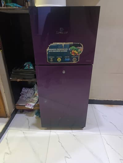 dawlance Ka  glass door fridge Hy ache condition me hy