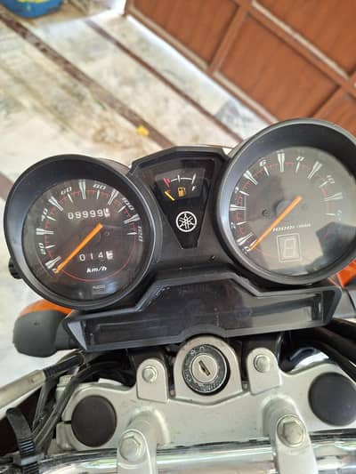 yamaha YBR G 2024