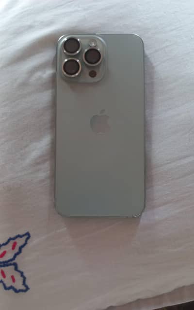 Apple iPhone 15 Pro Max