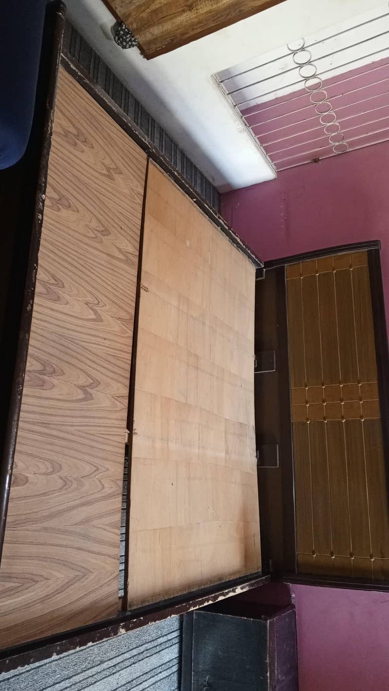 Solid Wooden Queen Size Bed 1