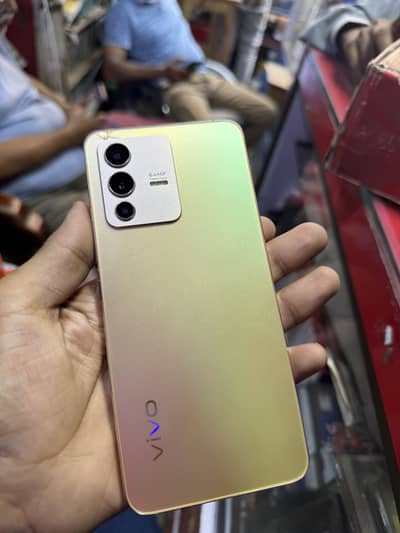 Vivo V23