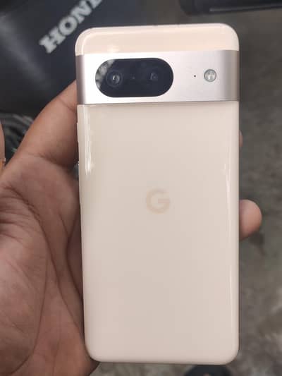 Google Pixel 8