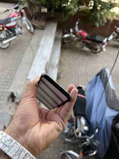 Apple iPhone 11 Pro
