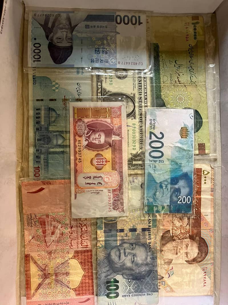 different counterys notes available 7