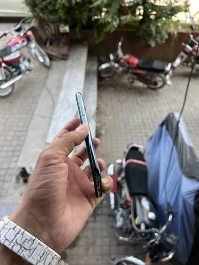 Apple iPhone 11 Pro