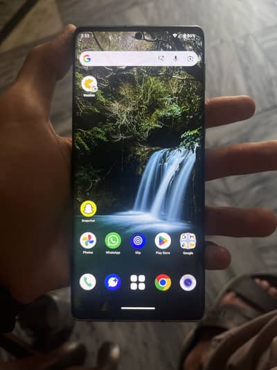 Sharp Aquos R8s pro