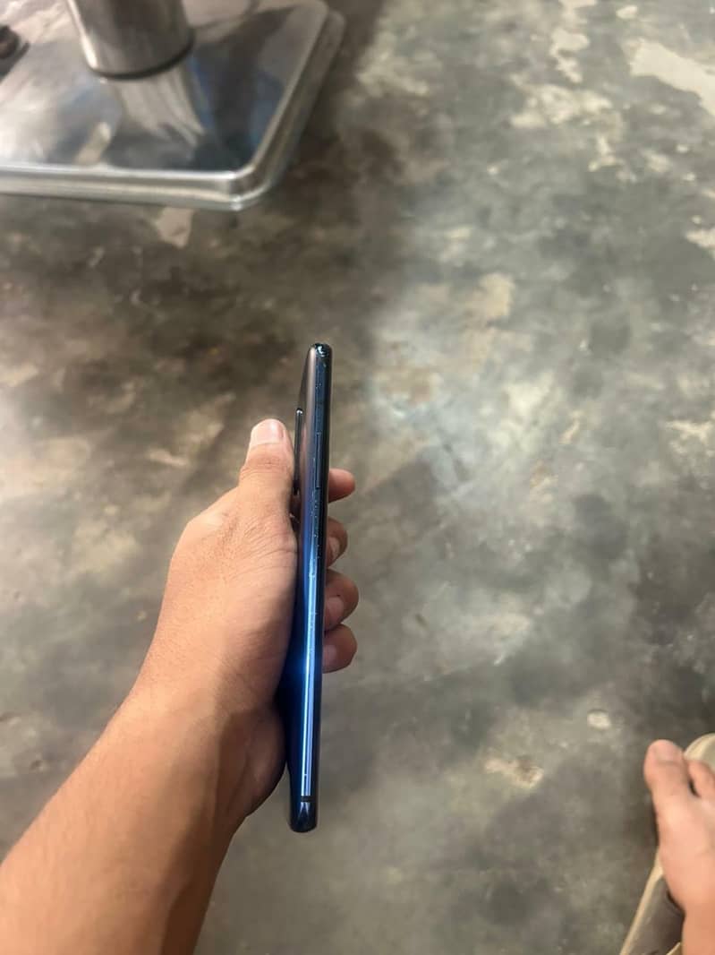 One Plus 7 Pro 3