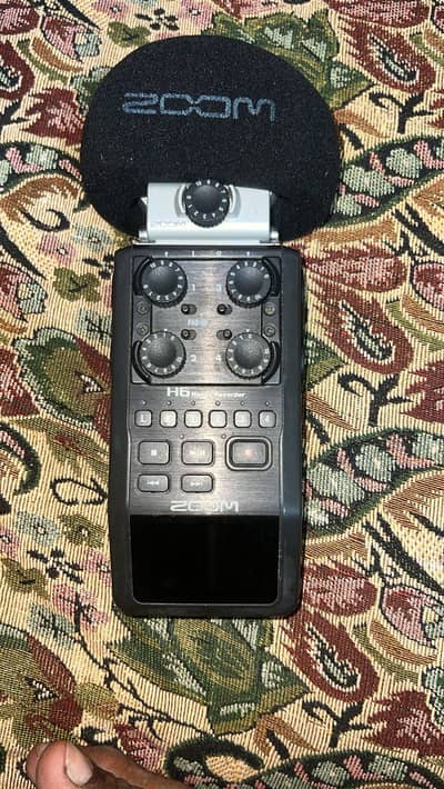 zoom h6 handy recorder used