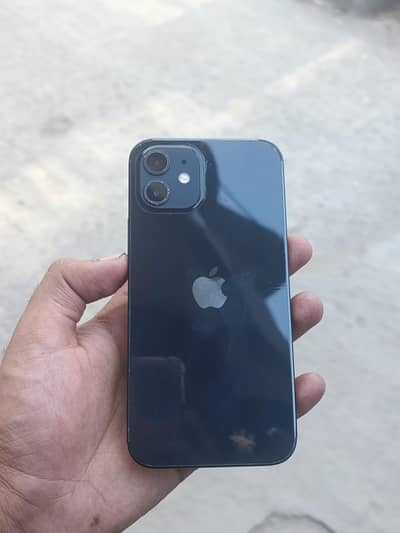 Apple iPhone 12