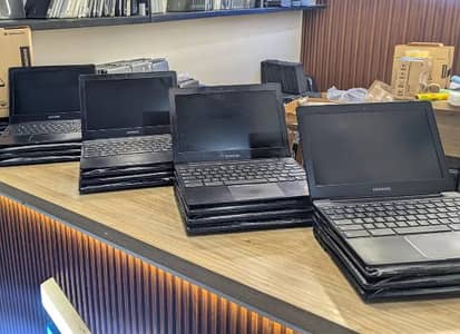 Samsung Chromebook 500C | 4GB RAM | 16GB Storage | 50+ Pieces