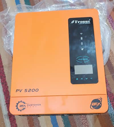 fronus pv5200 hybird solar inverter