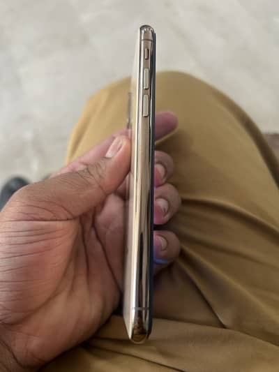Apple iPhone XS