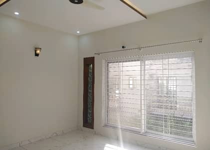Single Storey 5 Marla House Available In Bahria Town Phase 8 - Block F For Rent