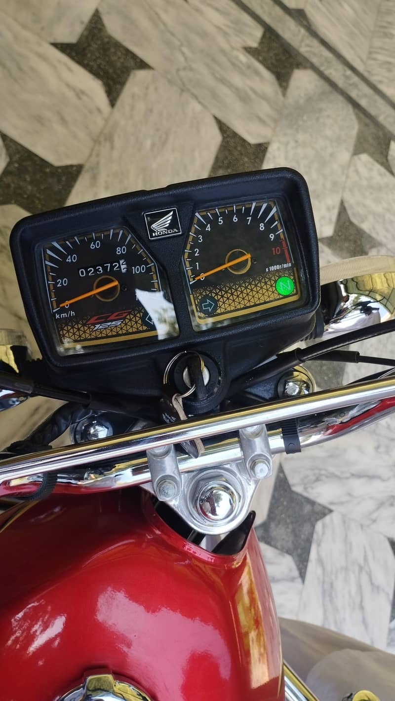 | Honda | CG 125 Golden Edition | Model 2026 | 3