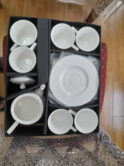 6 Cups and Saucers/Tea set/ Crystal bowls