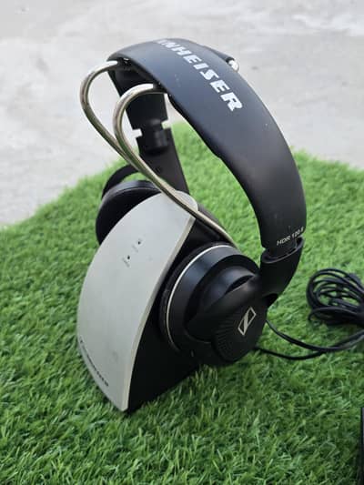 Sennheiser RS 120 II Wireless Headphone system.