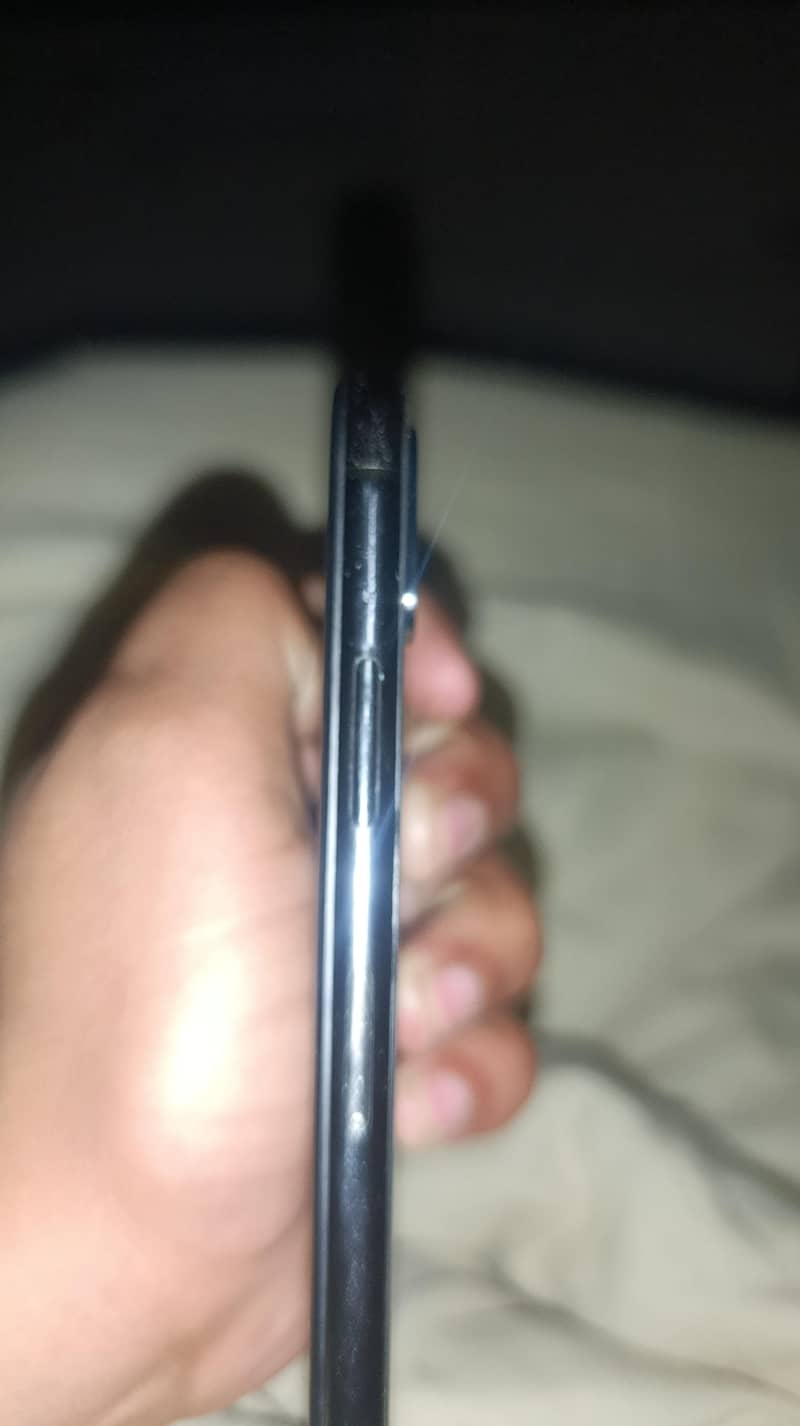 Apple iPhone X 6