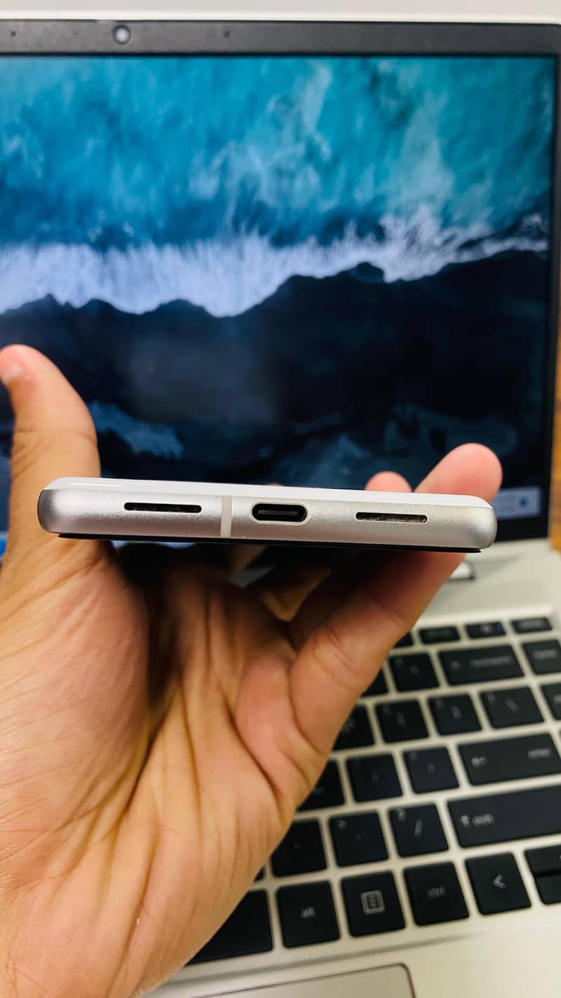 Google Pixel 7 3