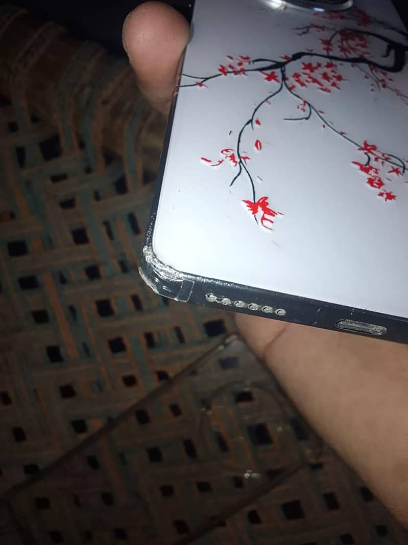 Tecno CAMON 30 7