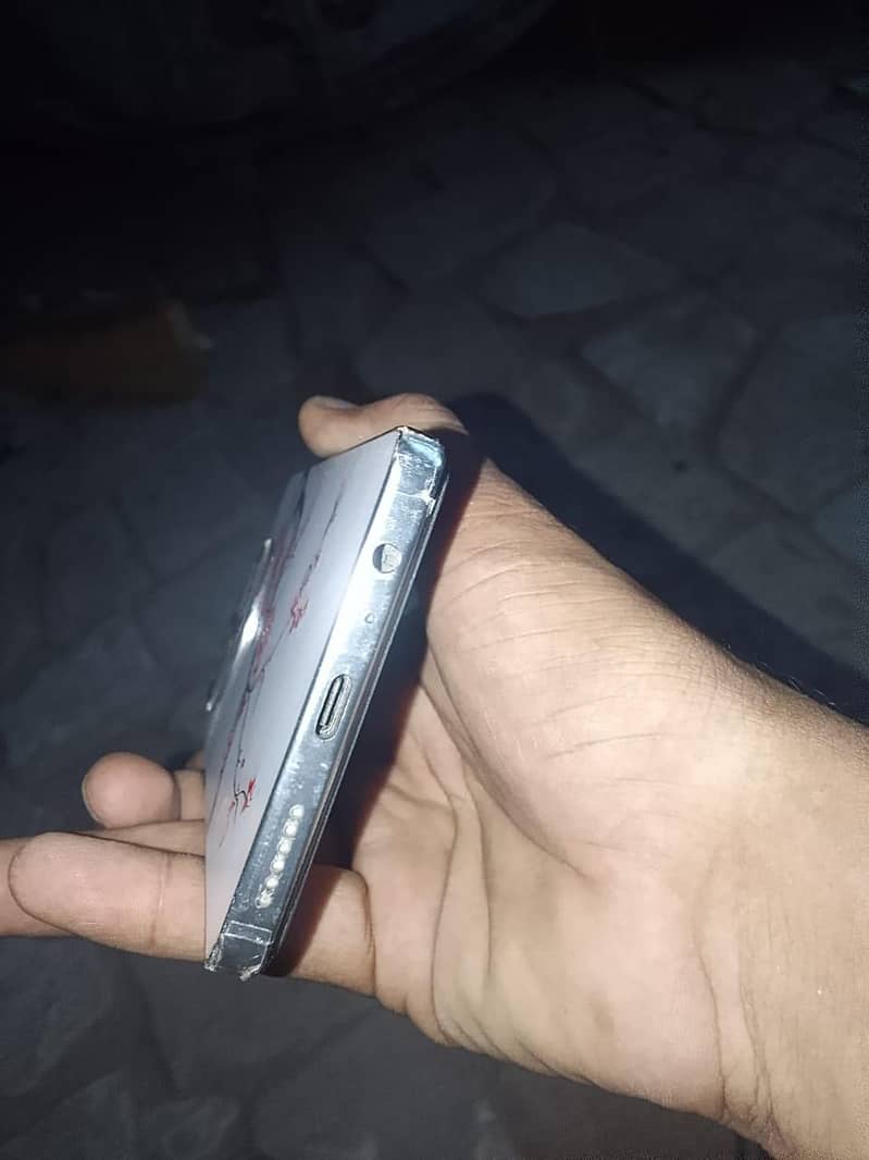 Tecno CAMON 30 15