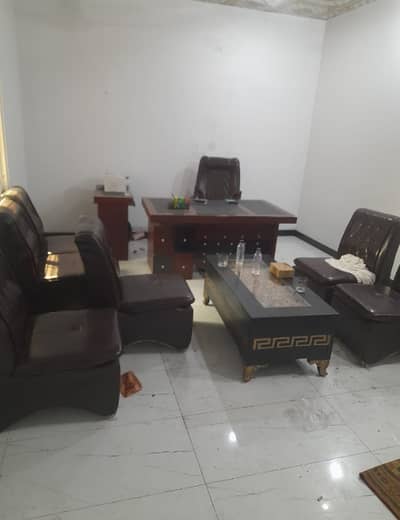 13 marla double story building for rent 25 kv transfer ka sath