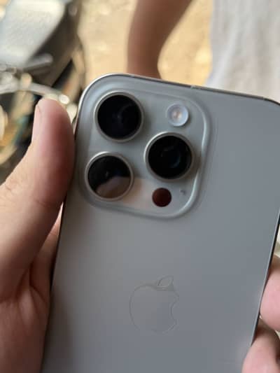 Iphone 16 pro factory unlock 128gb