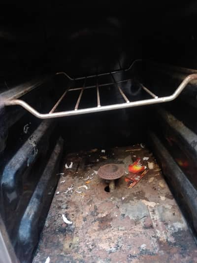 4 burners ,2 oven cavities