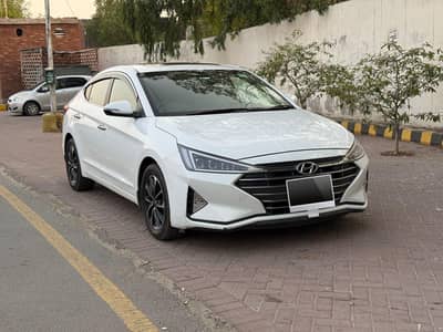 Hyundai Elantra 2021
