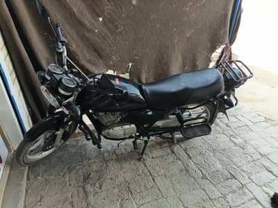 Suzuki GS 150 se