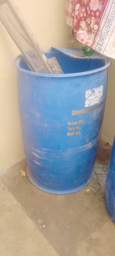 2 water drums for sale only 5000
