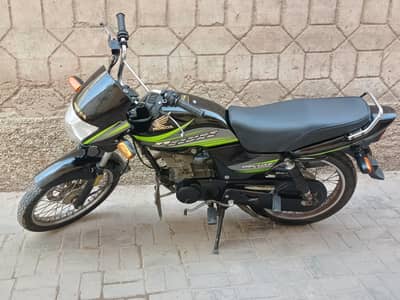 CG 125 Deluxe