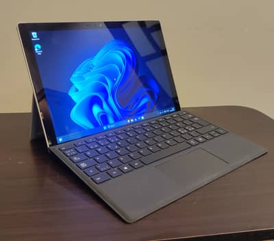 Microsoft Surface Pro 7 – Core i7 (10th Gen) – 16GB RAM / 256GB SSD