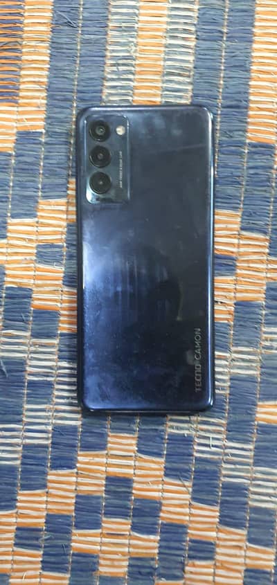 Tecno Camon 18