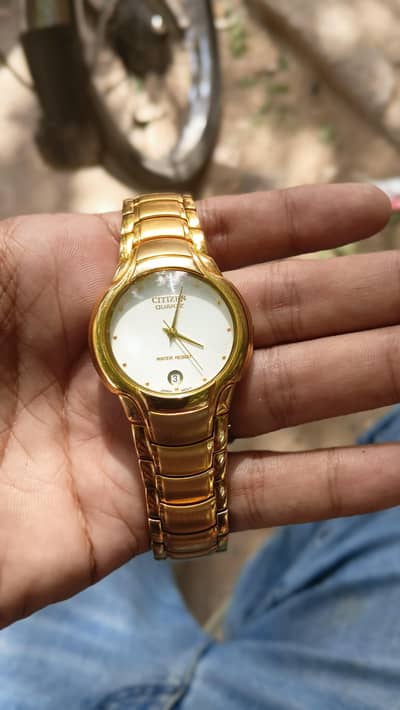 vintage gold citizen quartz Japanese edition. . . .
