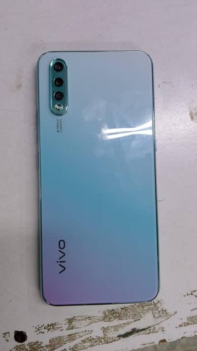 Vivo S1