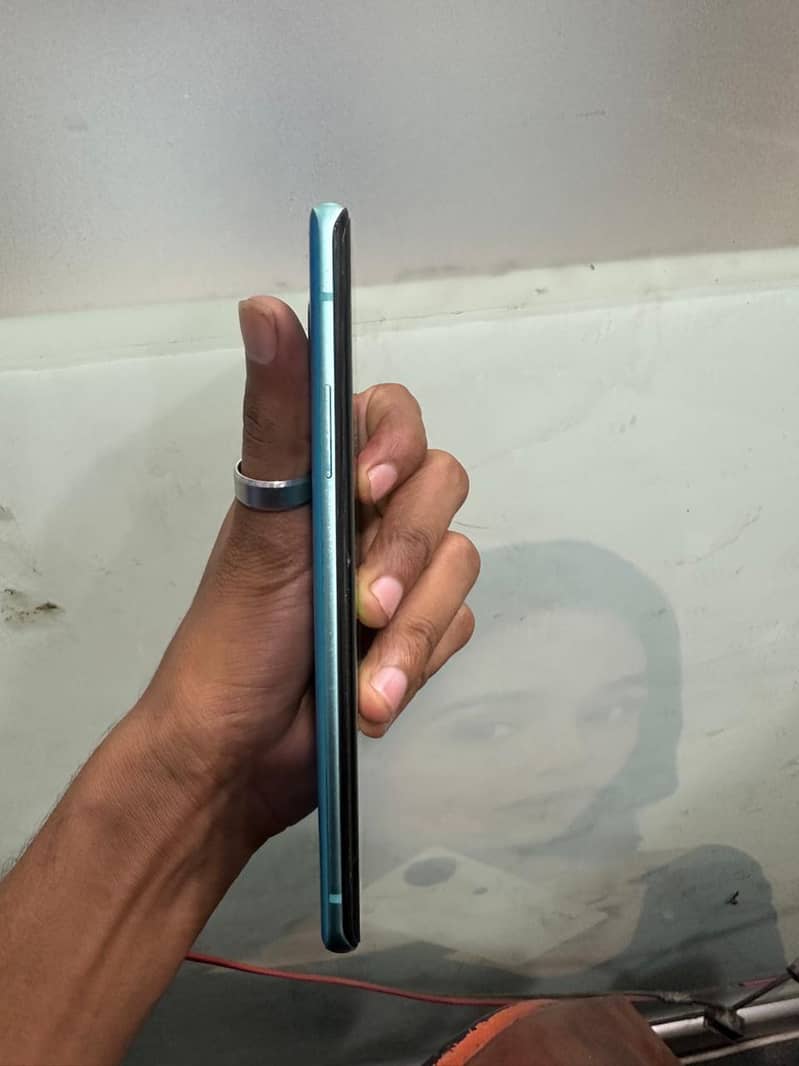 One Plus 8 Pro 4