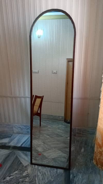 Stylish Standing Dressing Mirror for Sale