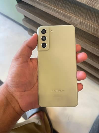 Samsung Mobile S21 FE 6/128 all original