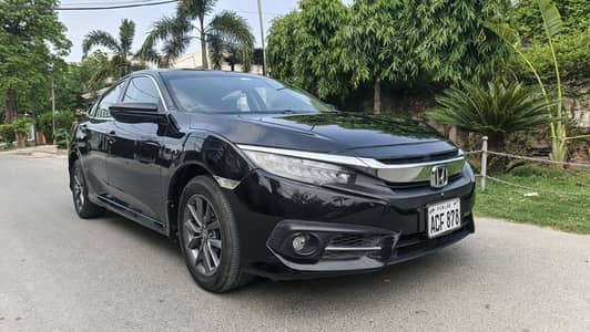 HONDA CIVIC UG. 2019 TOTALLY ORIGINAL FULLY LOADED FULL OPTION