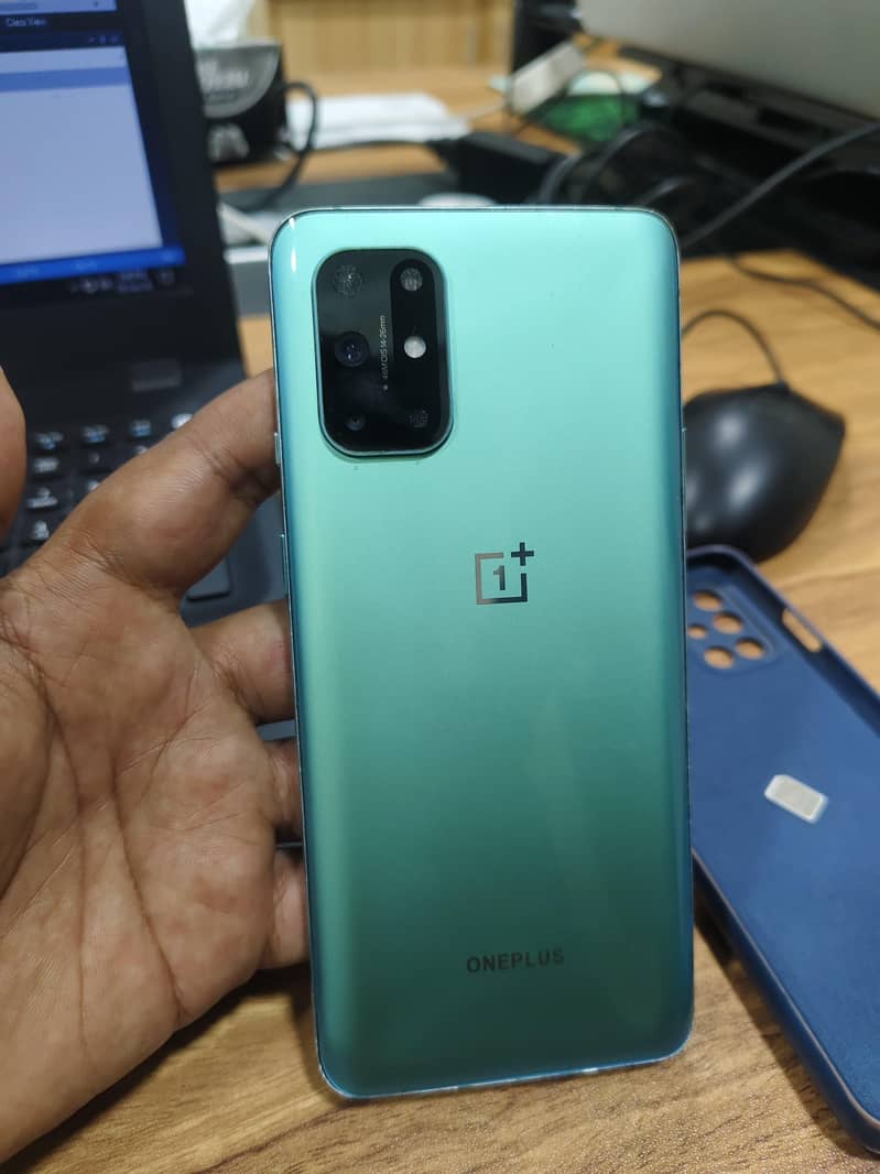 One Plus 8T //////Exchange possible 4