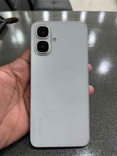 Infinix Smart 10